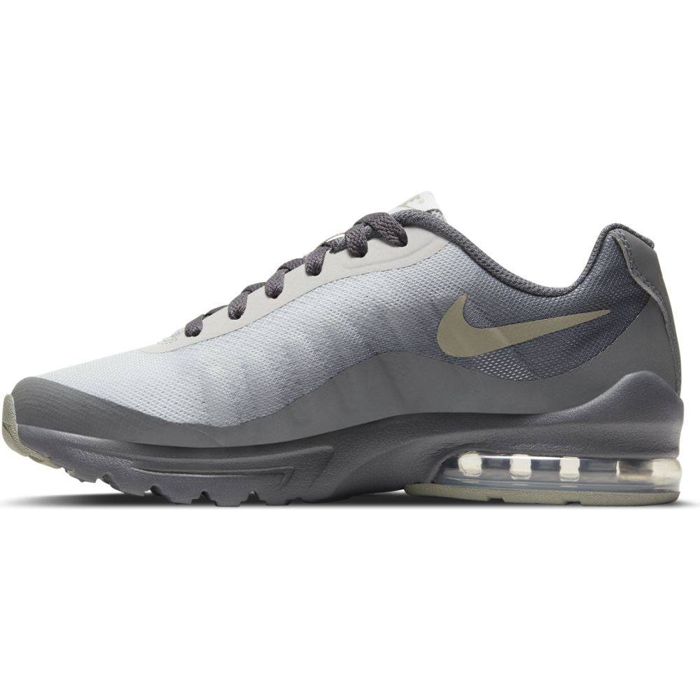 Nike air max on sale invigor trainers junior