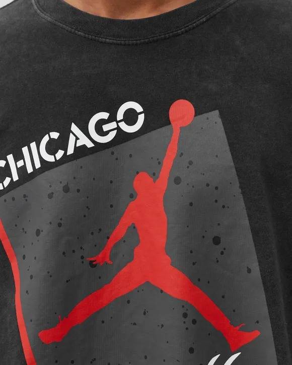 Nike Chicago Bulls V-Neck Tee – DTLR