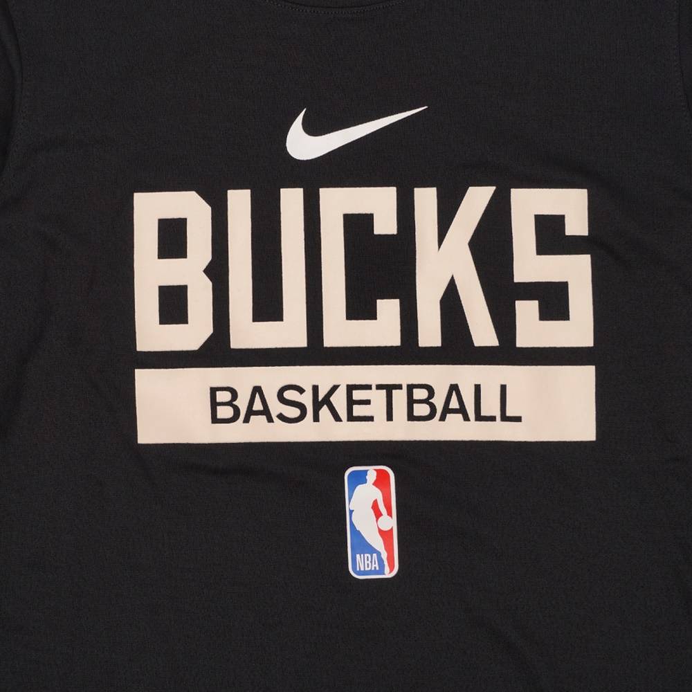 Milwaukee Bucks Nike Dri-FIT Men's Long-Sleeve NBA T-Shirt