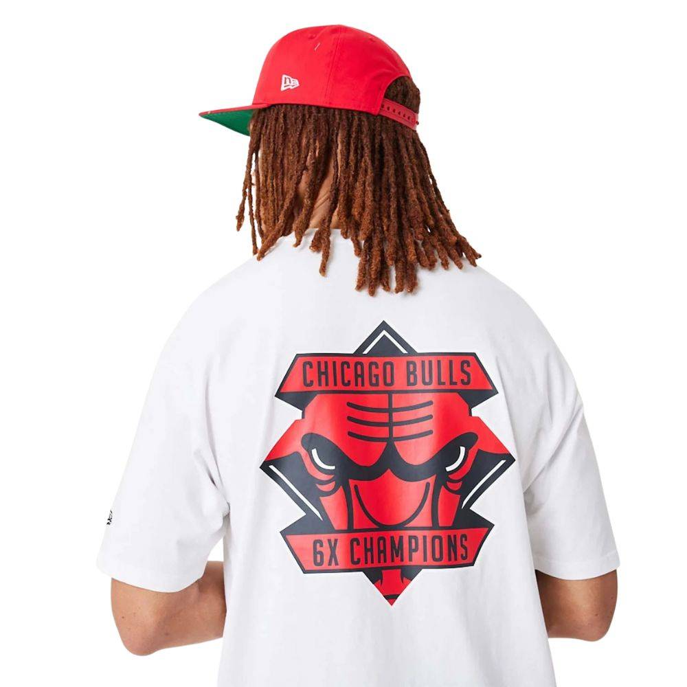 NEW ERA CHICAGO BULLS NBA SCRIPT WHITE T-SHIRT 60332184