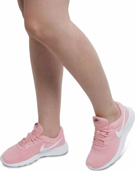 womens pink nike tanjun